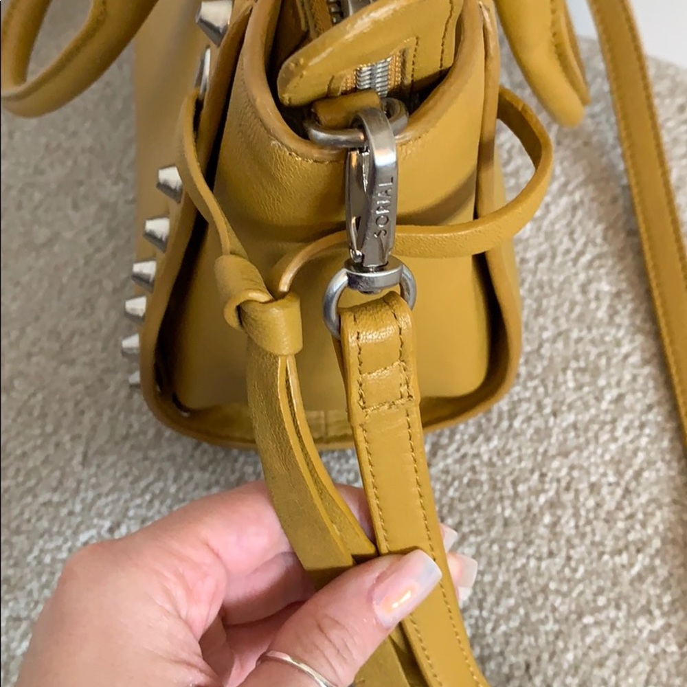 Sorial mustard crossbody handbag - Picture 6 of 7